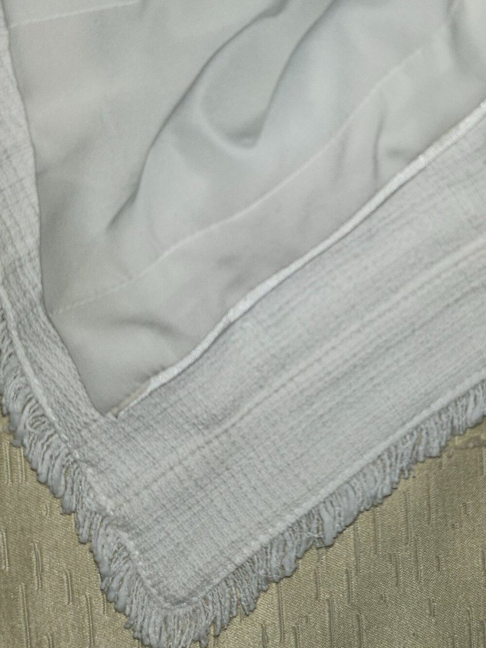 WHBM WHITE CHANEL STYLE JACKET with BRASS BUTTONS & CLASSIC FRINGED DETAIL SZ 0P - Picture 10 of 15